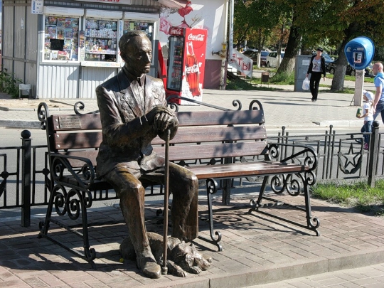 Памятник ветерану на улице Кирова